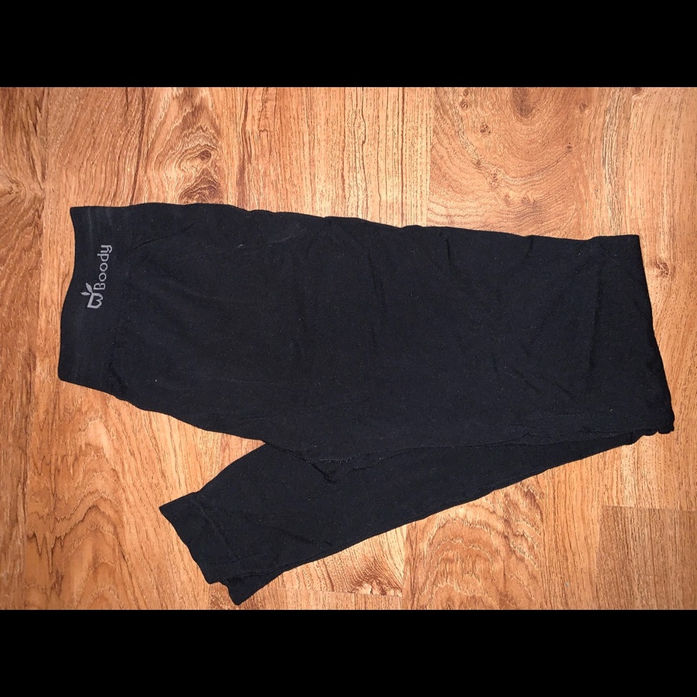 Black leggings